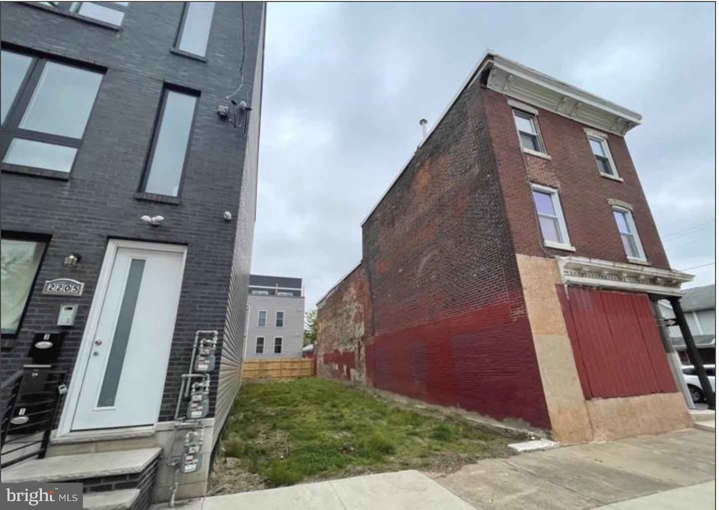 2203 N 7TH ST  