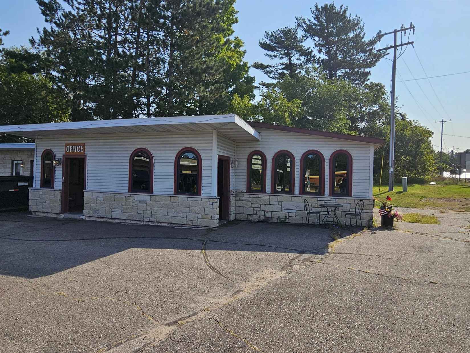 411 Southgate Dr  