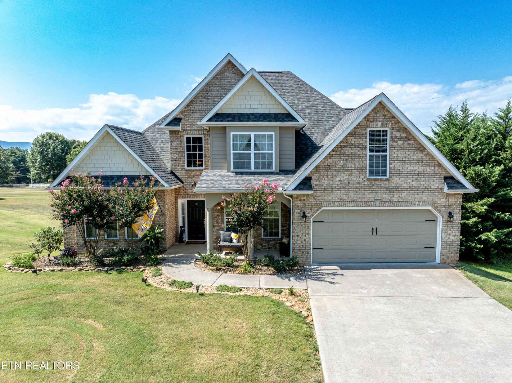 795 Westchester Ct  