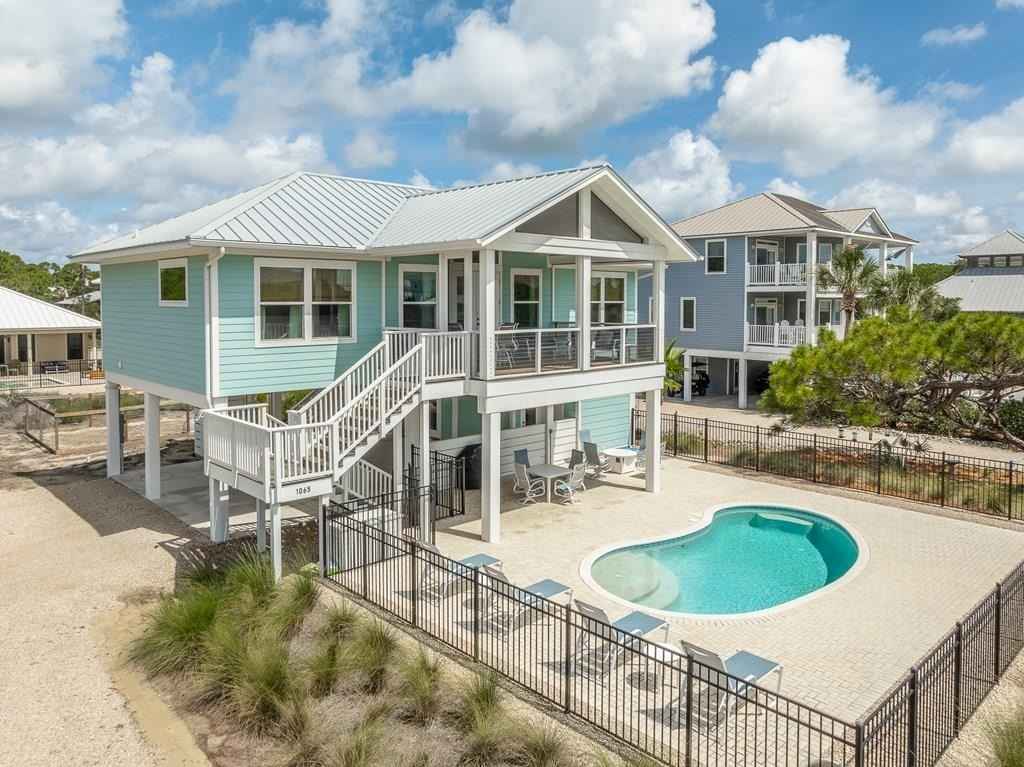 1065 W Gulf Bch Dr  