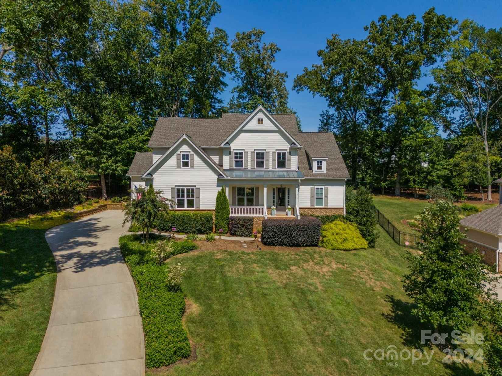 216 South Shr Dr  