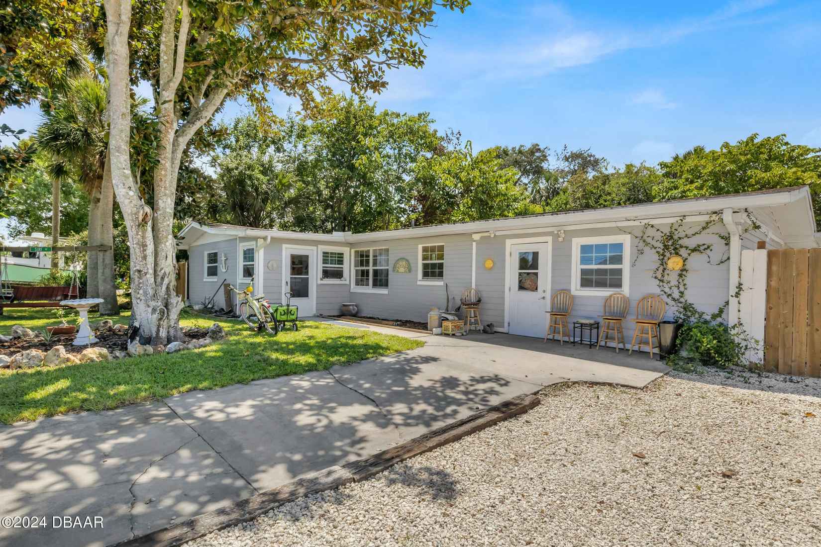 2342 Date Palm Dr  