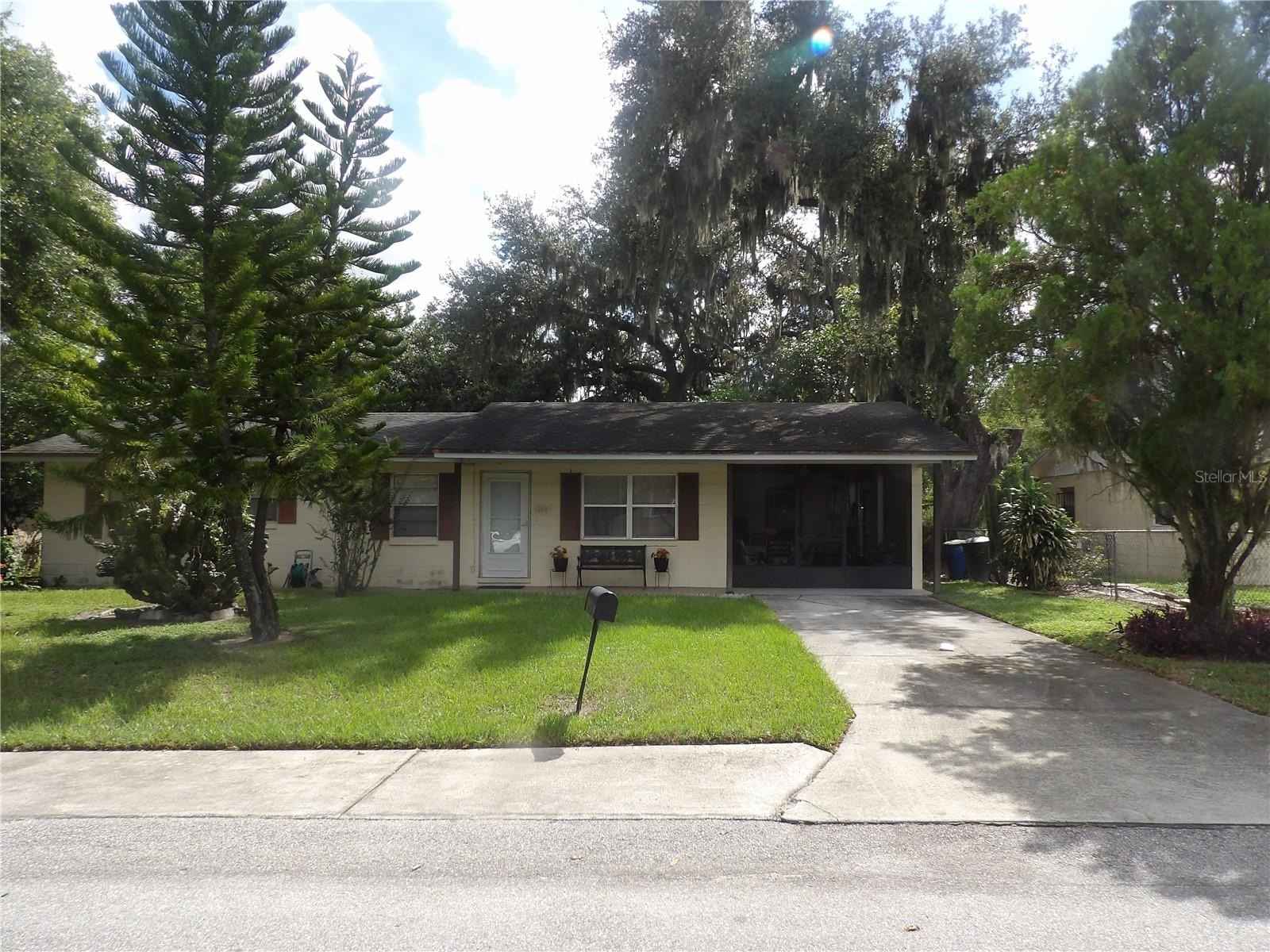 1060 E Tee Cir  
