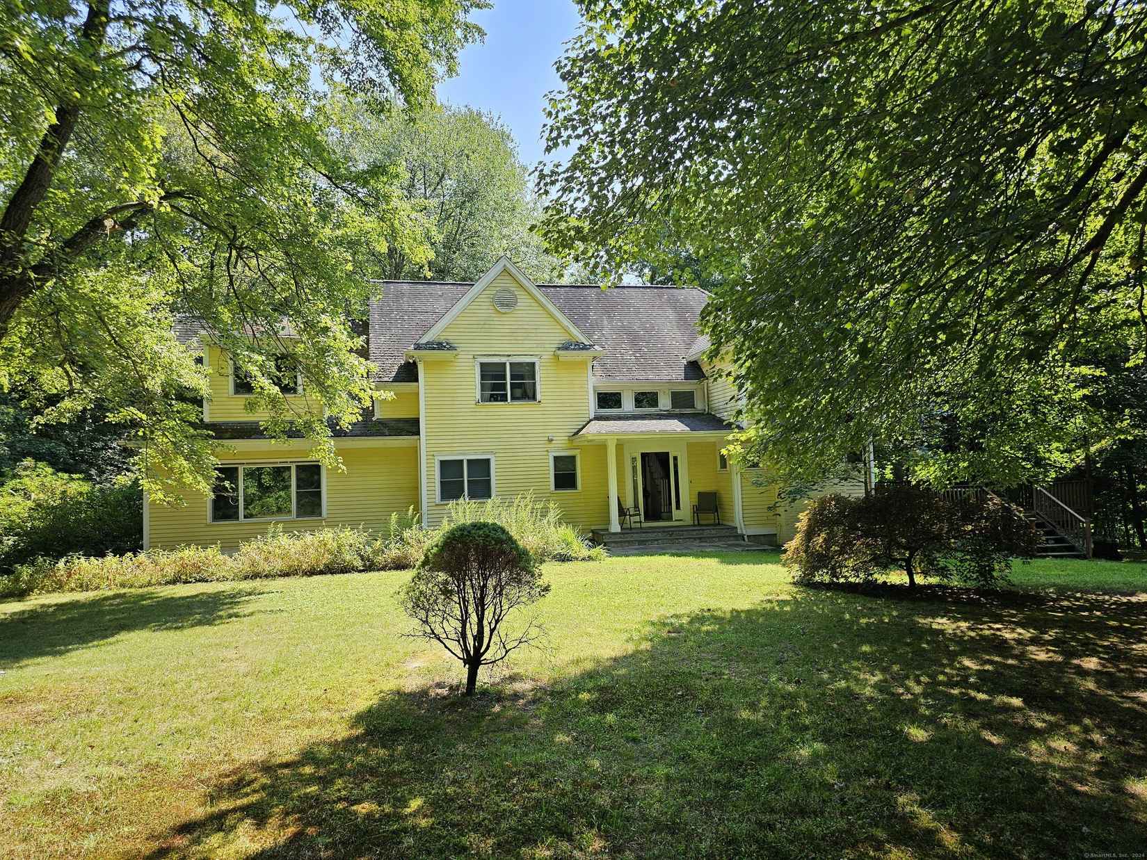 913 Ridgefield Rd  