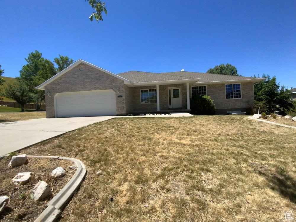 576 OAKRIDGE  