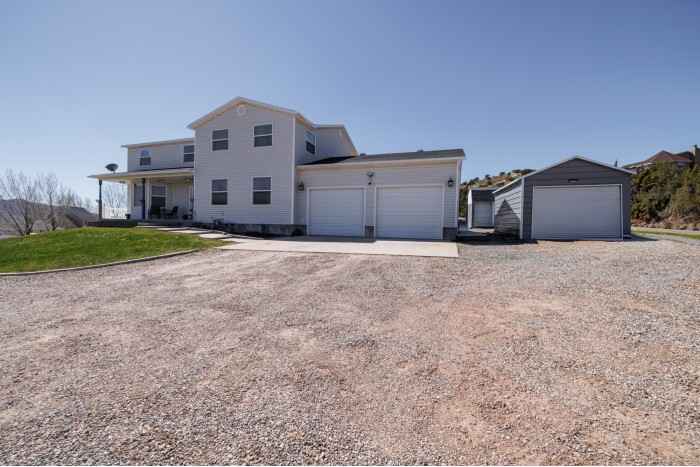 2741 N 2500 W  