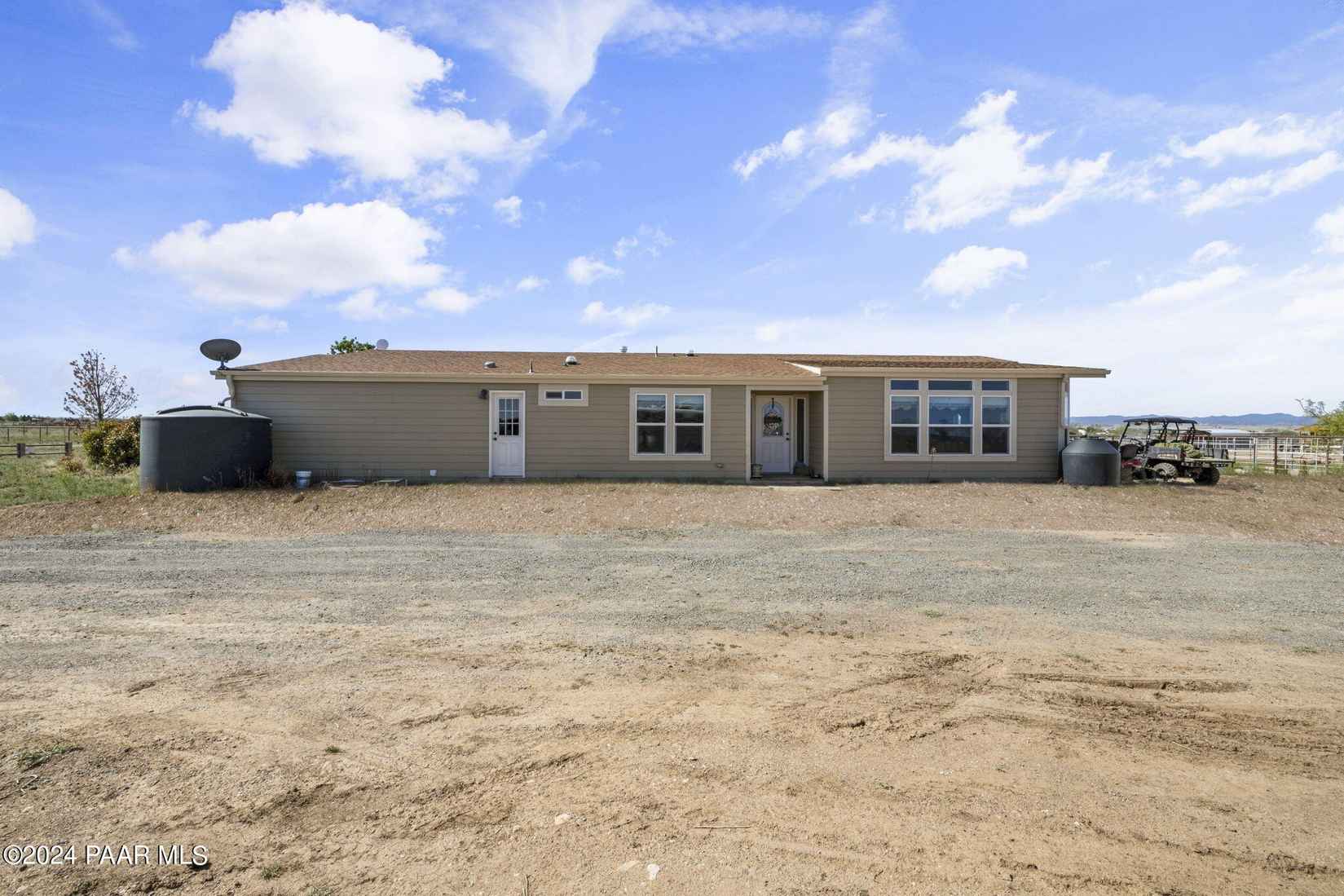 8260 E Plum Creek Way  