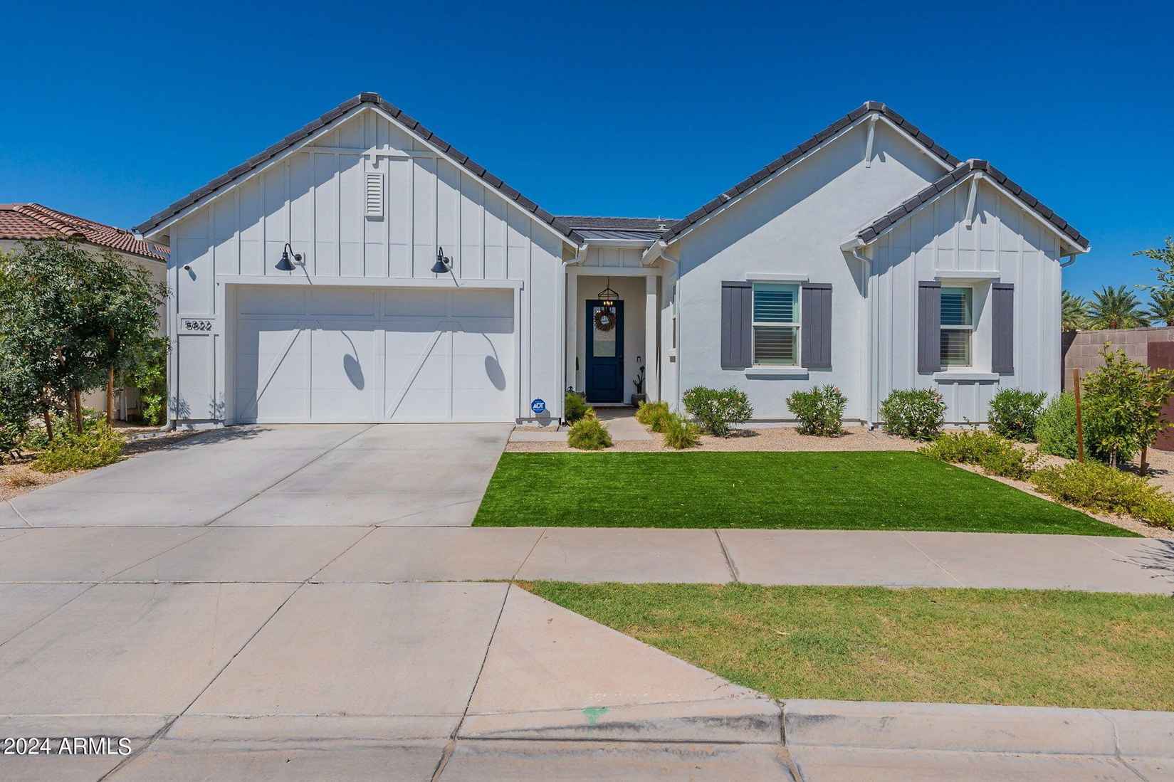 5822 S Chatsworth --  