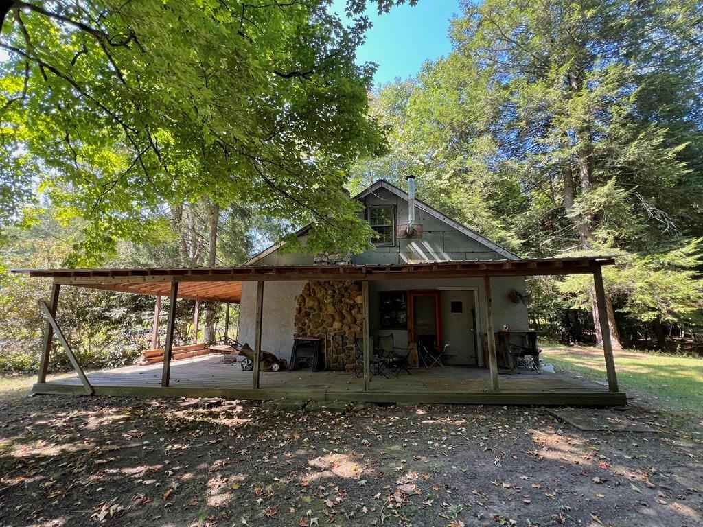 1202 Wallaceville Rd  