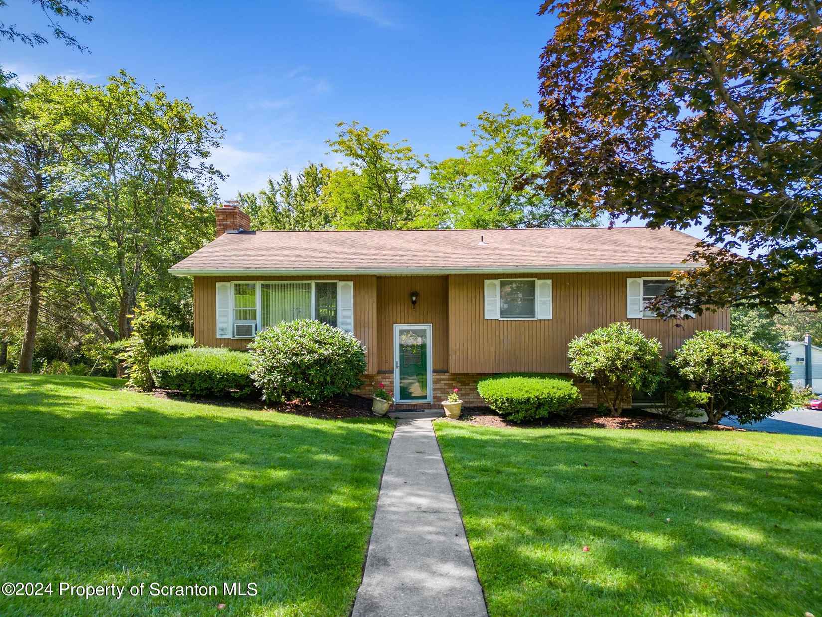 226 Sugar Maple Ln  