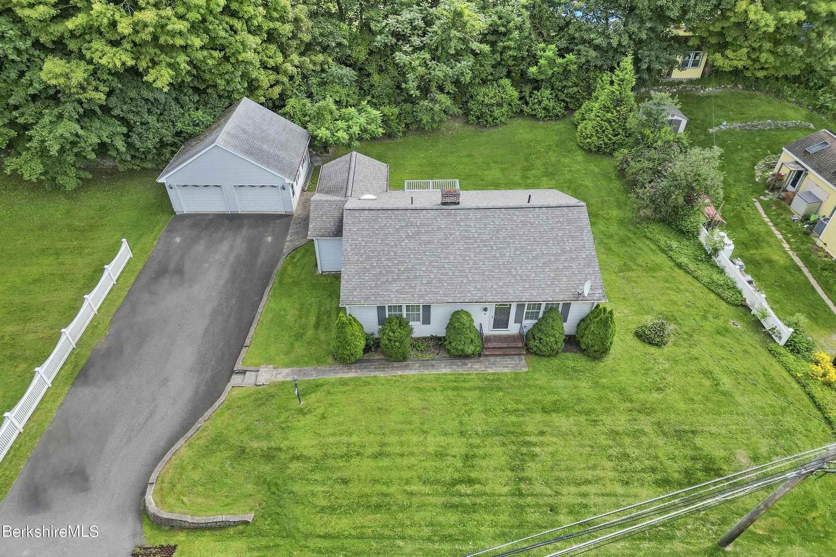 4 Swamp Rd  