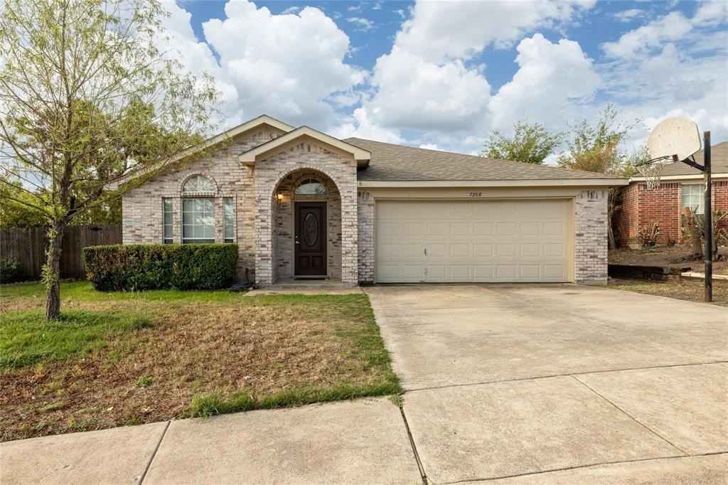 7208 Stonegate Dr  