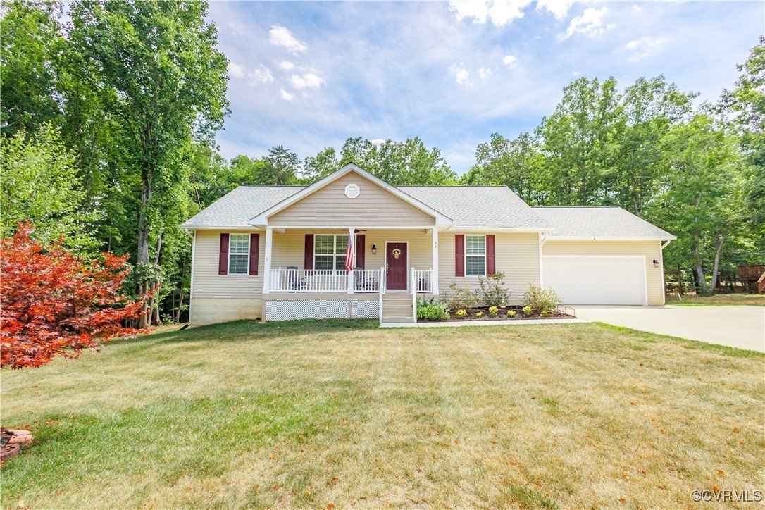 95 Shawnee Dr  