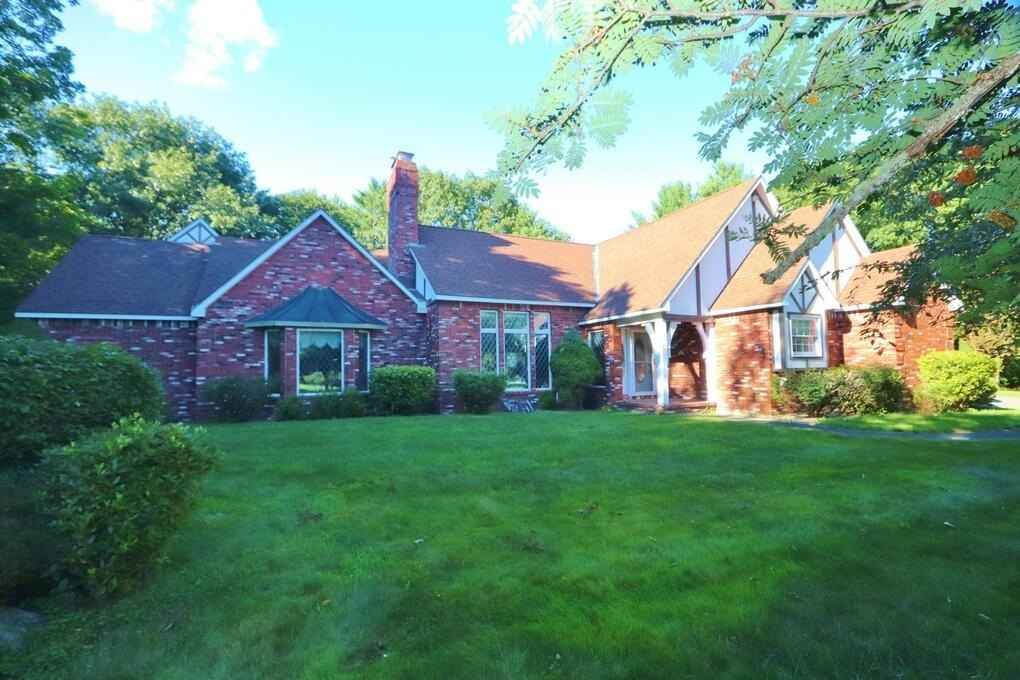 57 Sewall Dr  