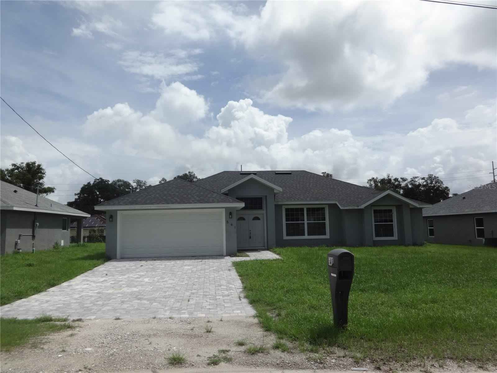 541 Rhodes Dr  