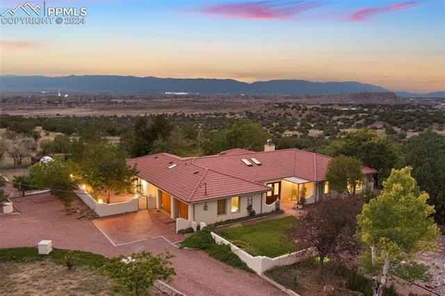 1011 Barnes Ln  