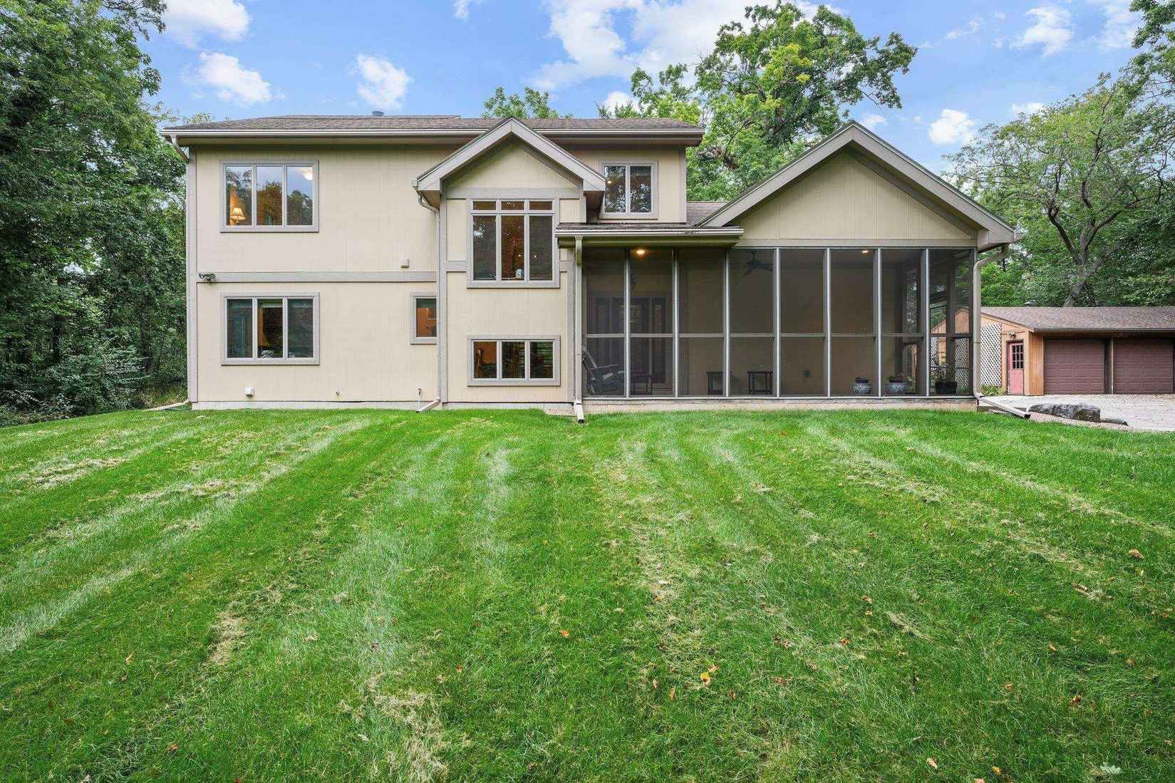 7254 Black Hl Rd  