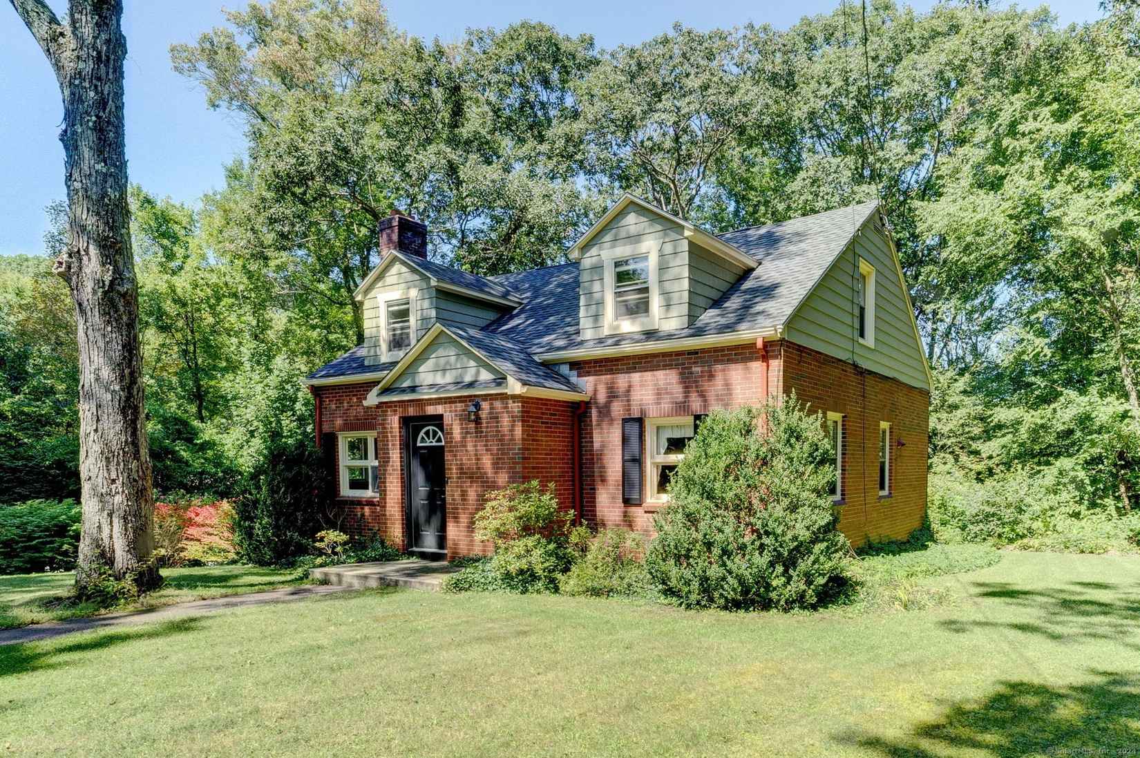 23 Old Willimantic Rd  