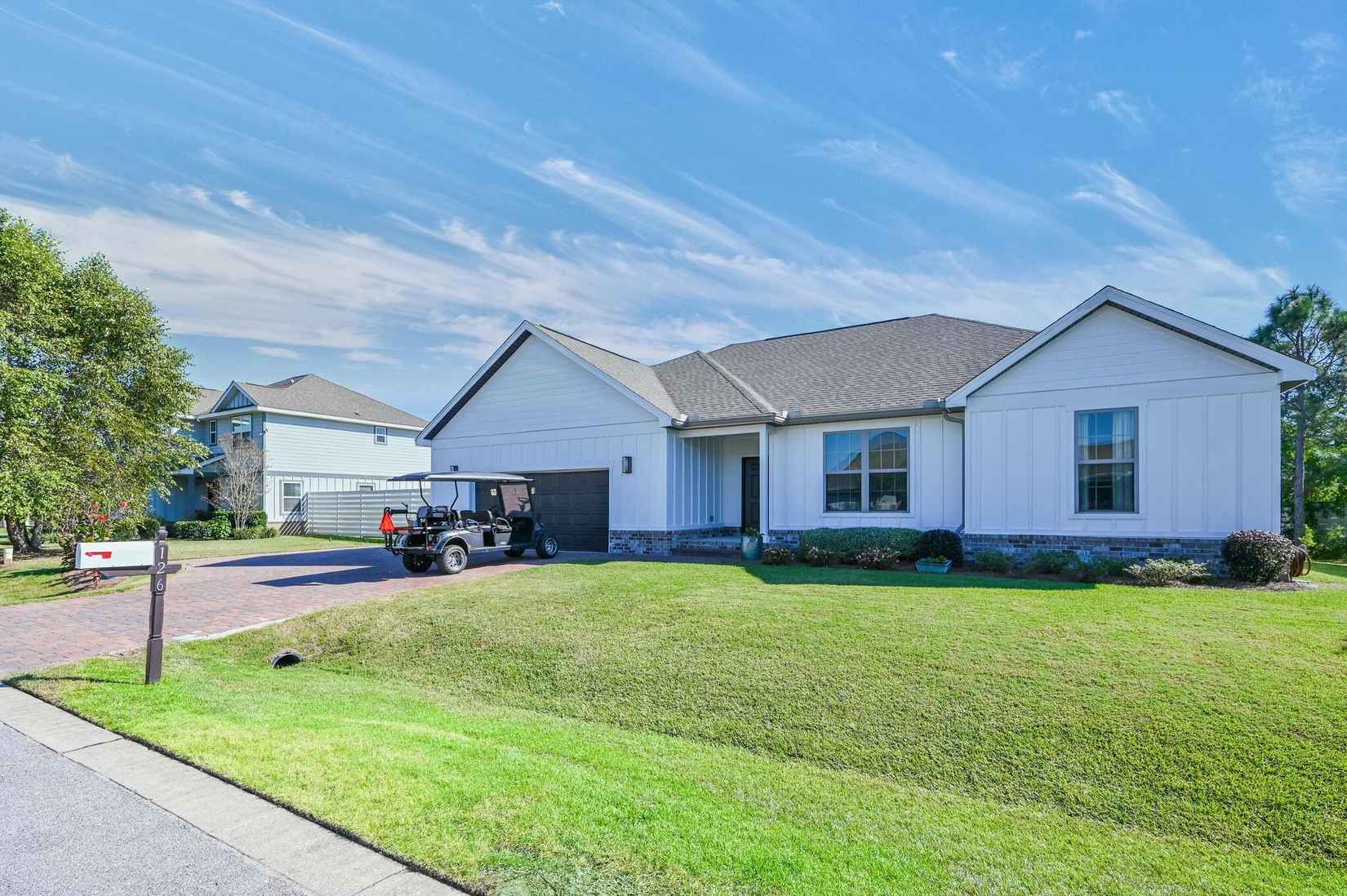 126 Tropical Breeze Dr  