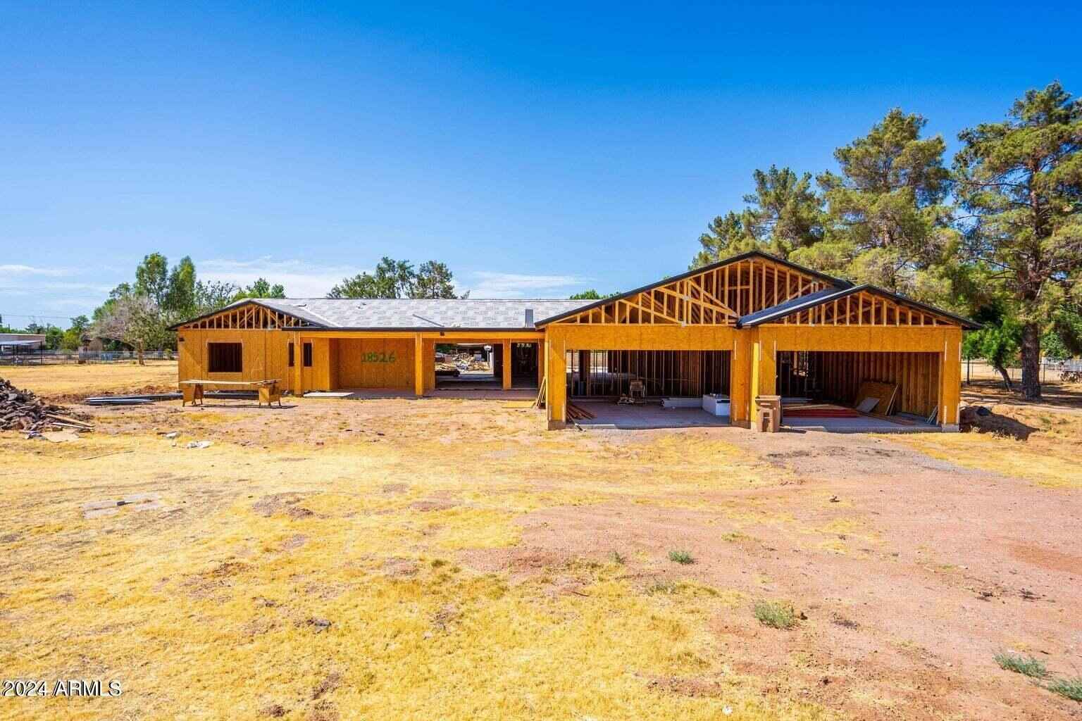 18526 E Cloud Rd  