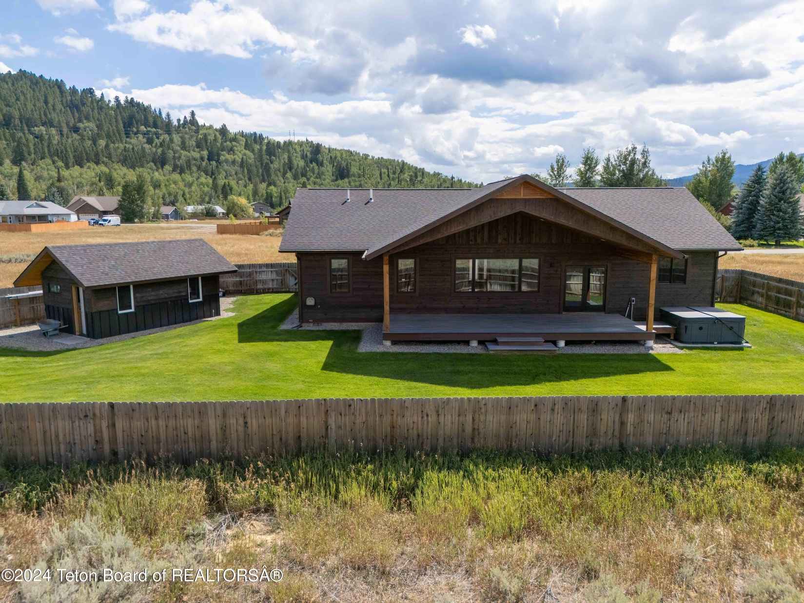 626 SNAKE RIVER Dr St  