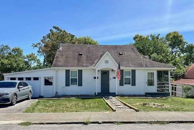 145 Cotter Ave  