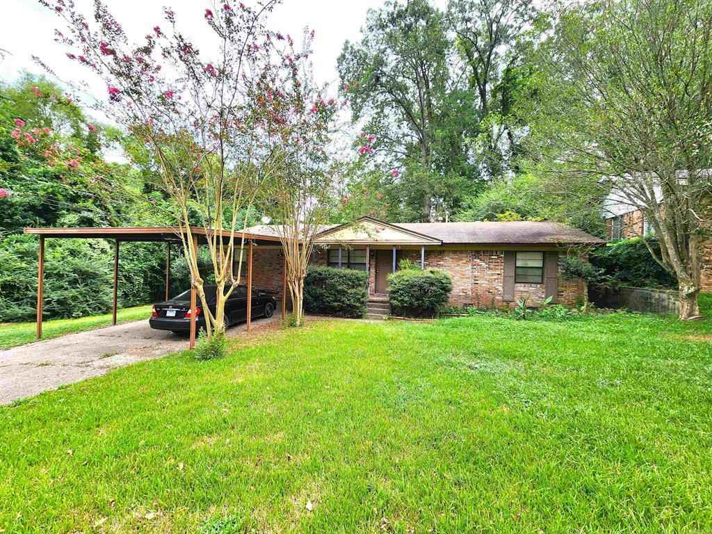 309 TANGLEWOOD DR  