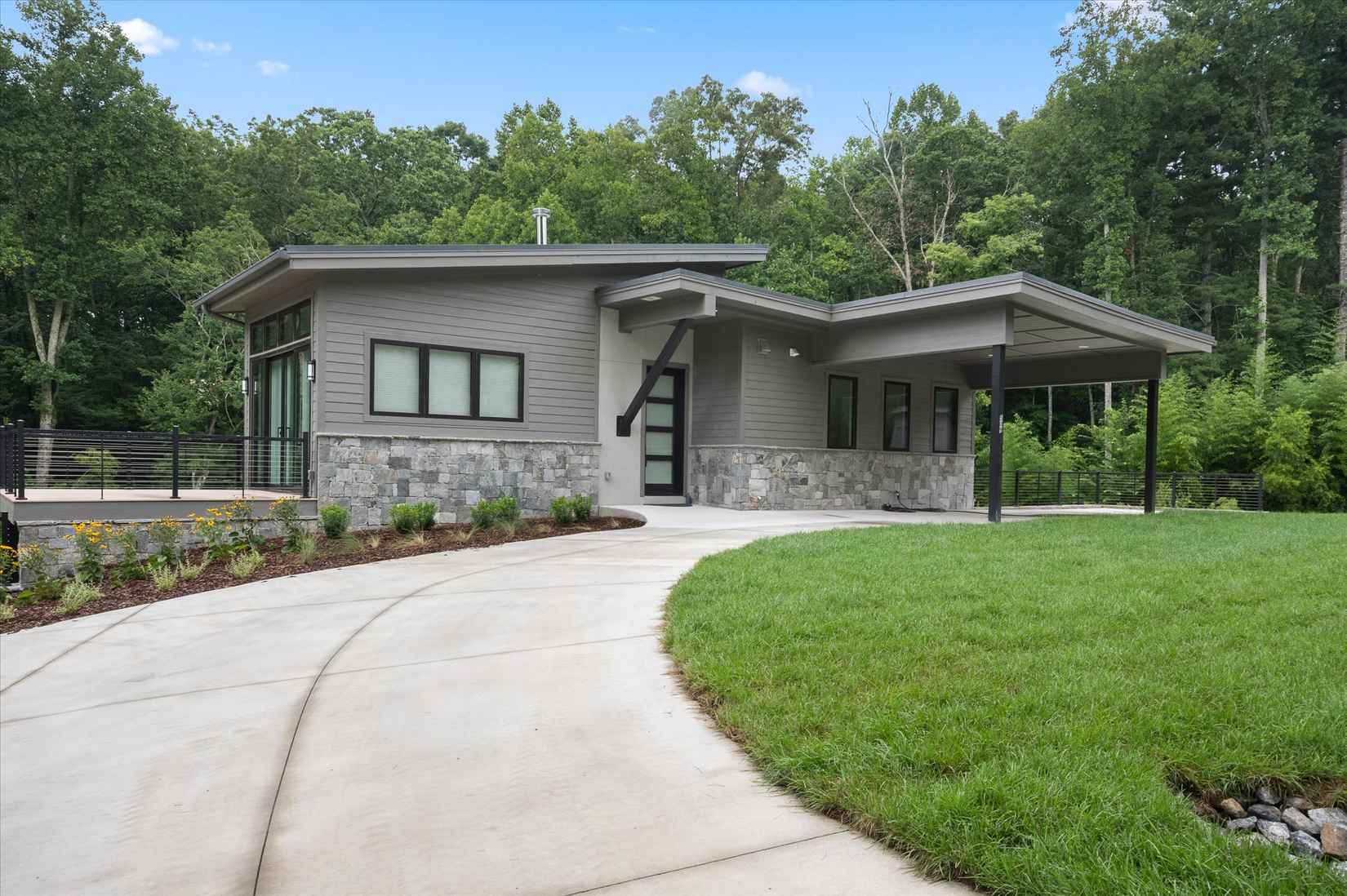 509 Blooming Laurel Dr  