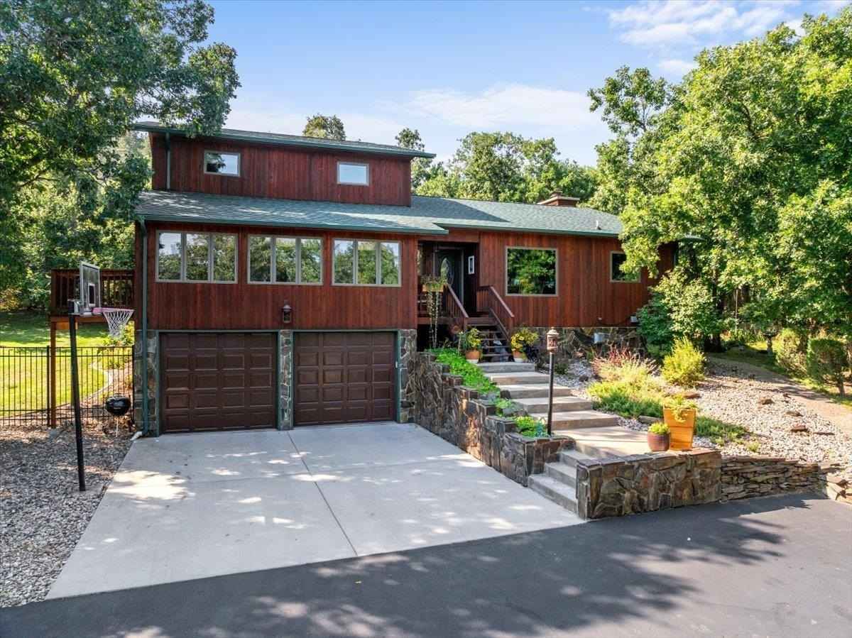 194 Pine Cone Ave  