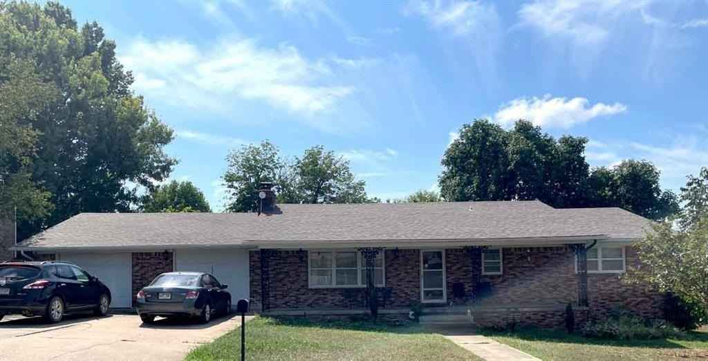 1217 Spruce AVE  