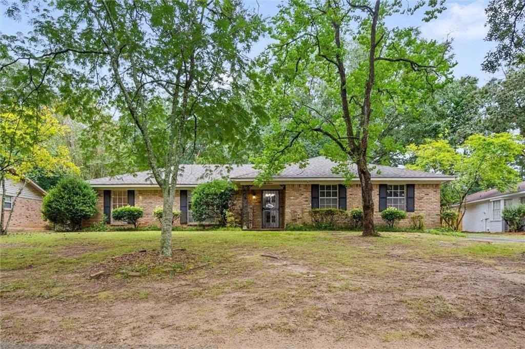 6657 Hounds Run S  
