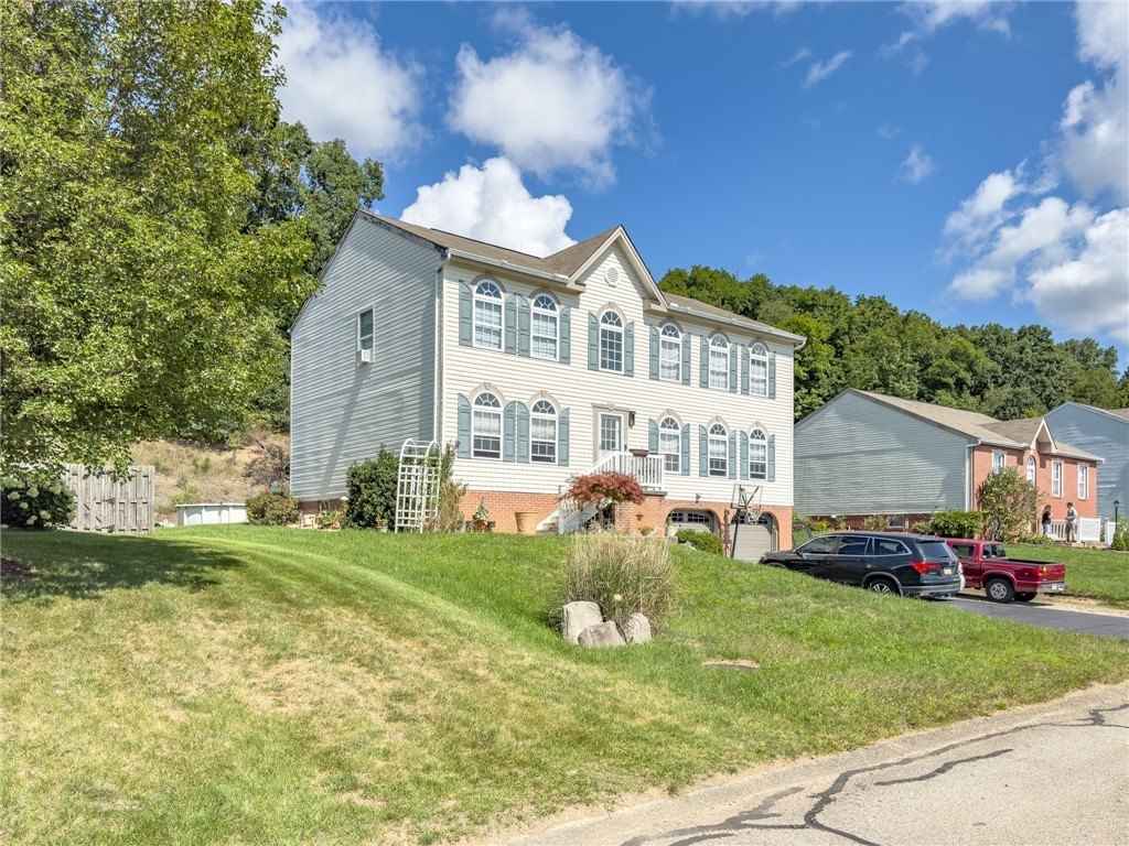 843 Hawk Vly Dr  