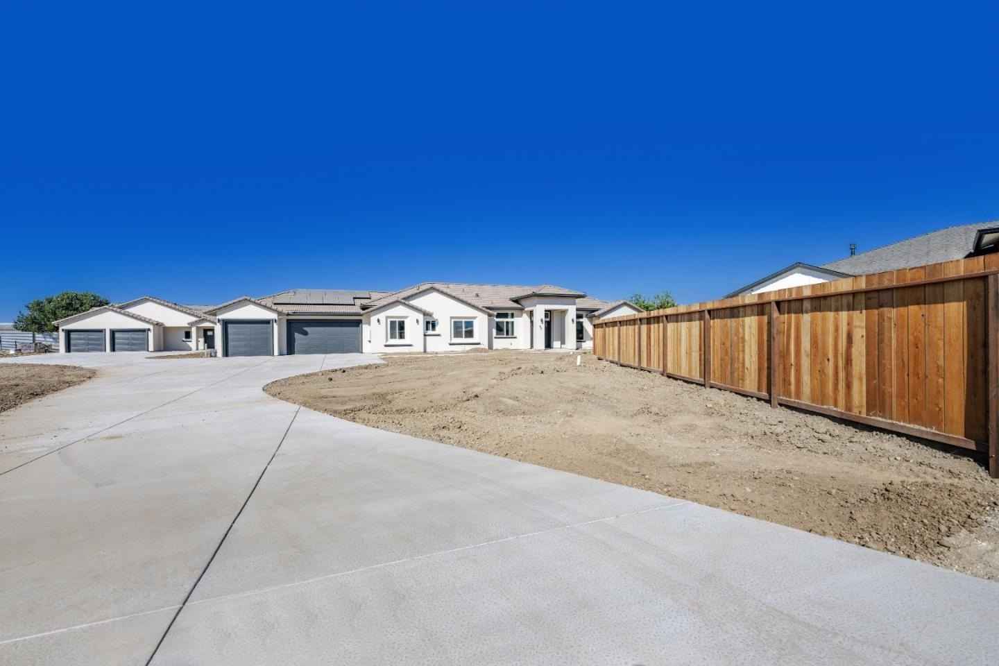 20 Hummingbird CT  