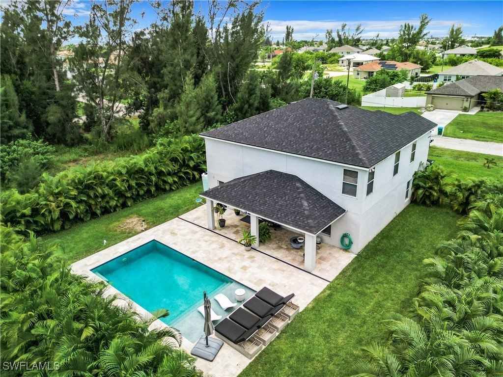 1121 NW 27th Ct  