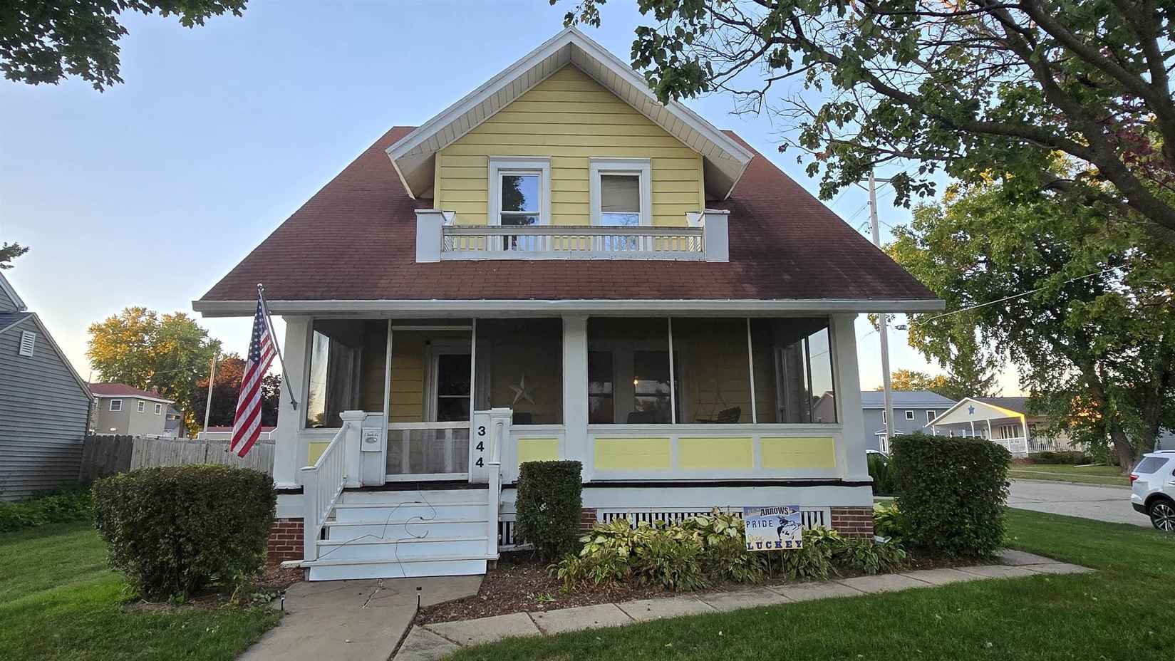 344 E Lincoln Ave  