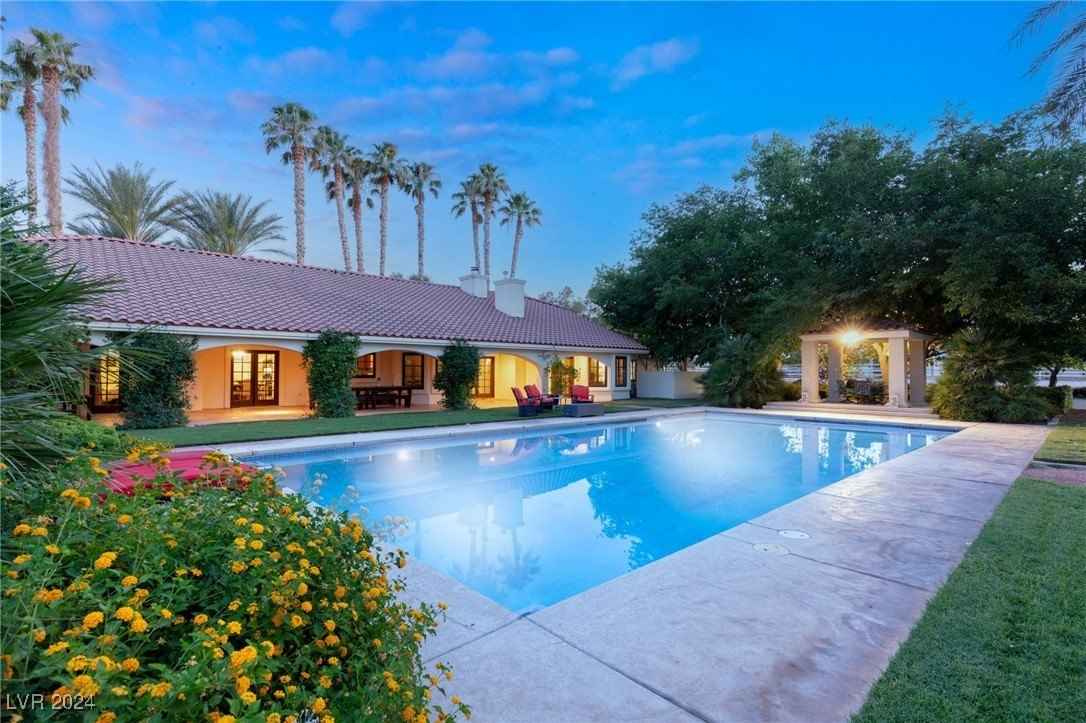 5450 W Serene Ave  