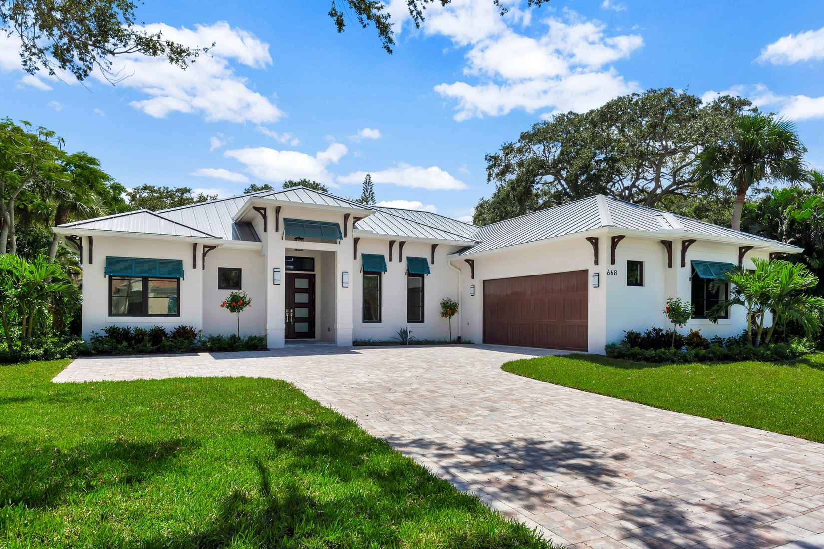 668 Camelia Ln  