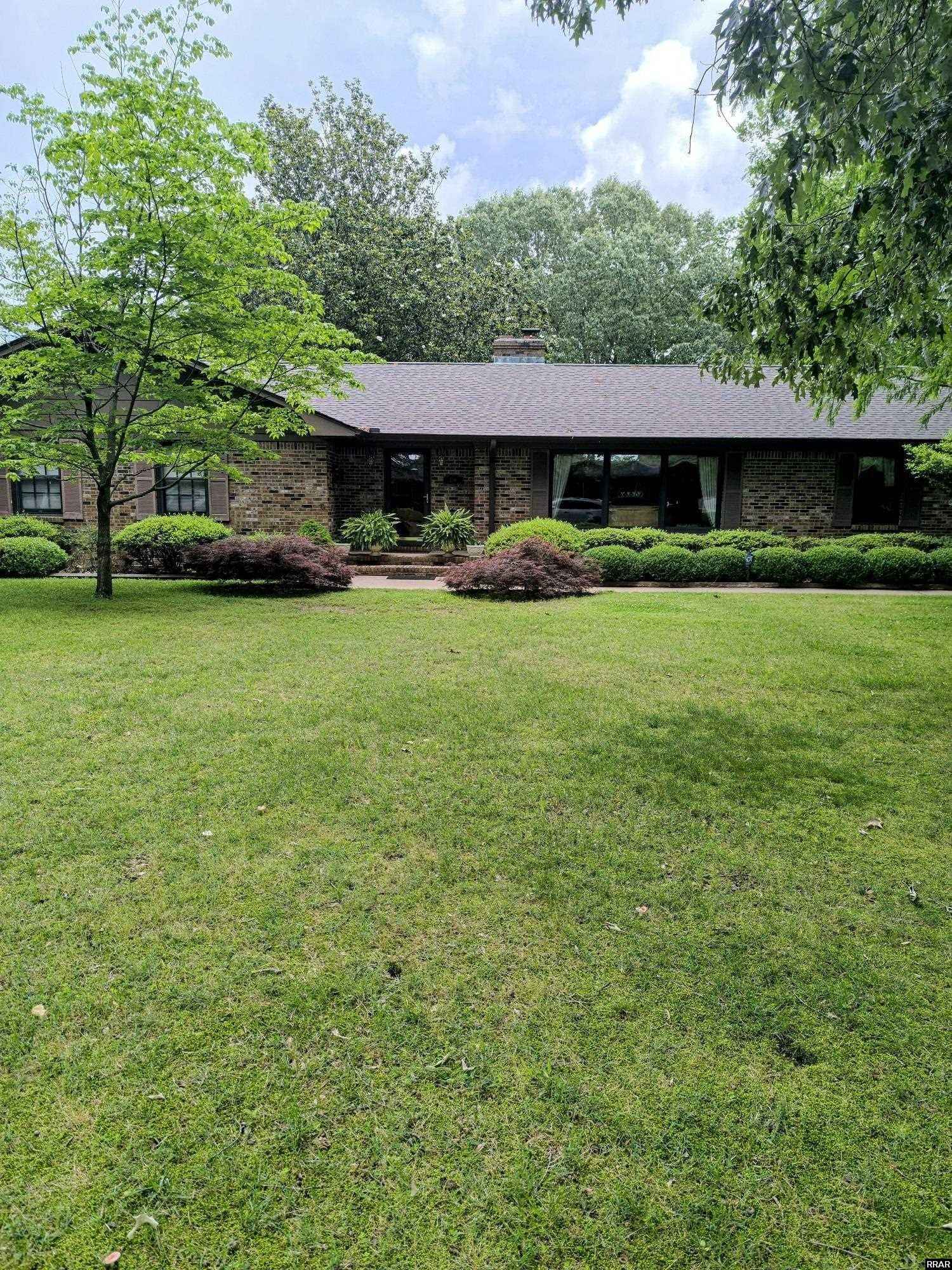 2116 Wedgewood  
