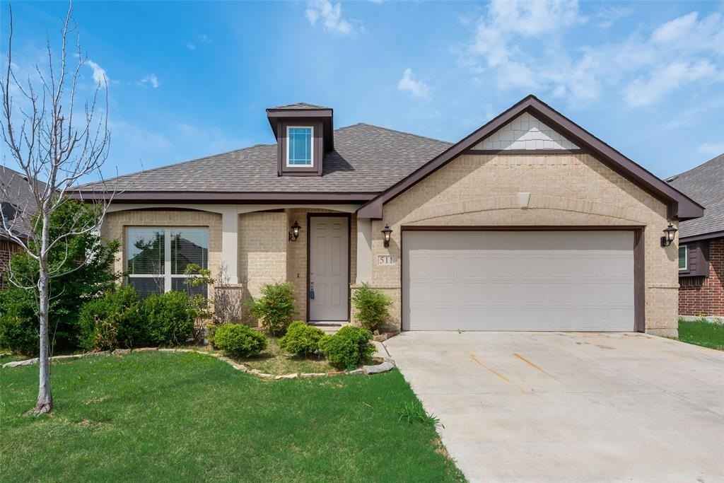 511 Lakeview Dr  