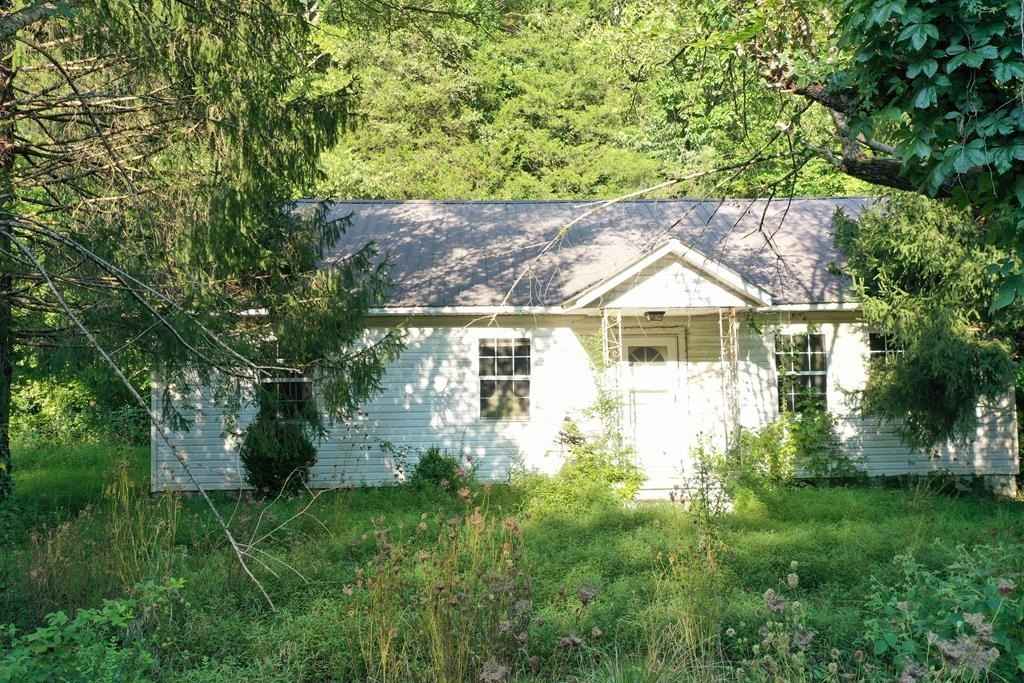 2176 Jennings Crk Rd  