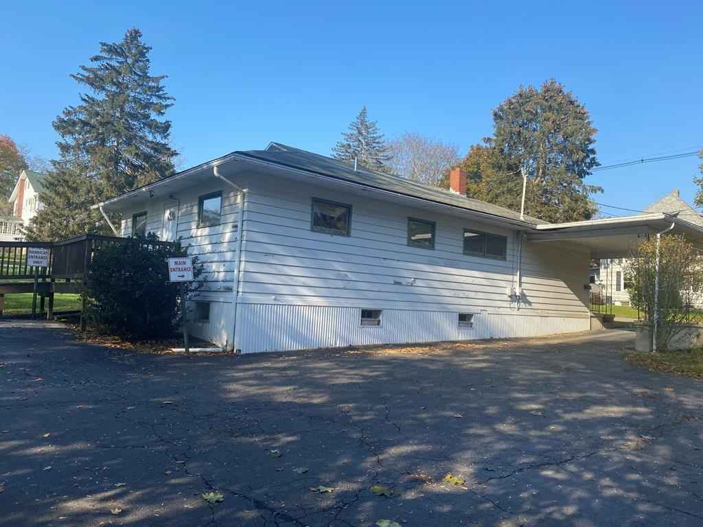 12 Walnut St  