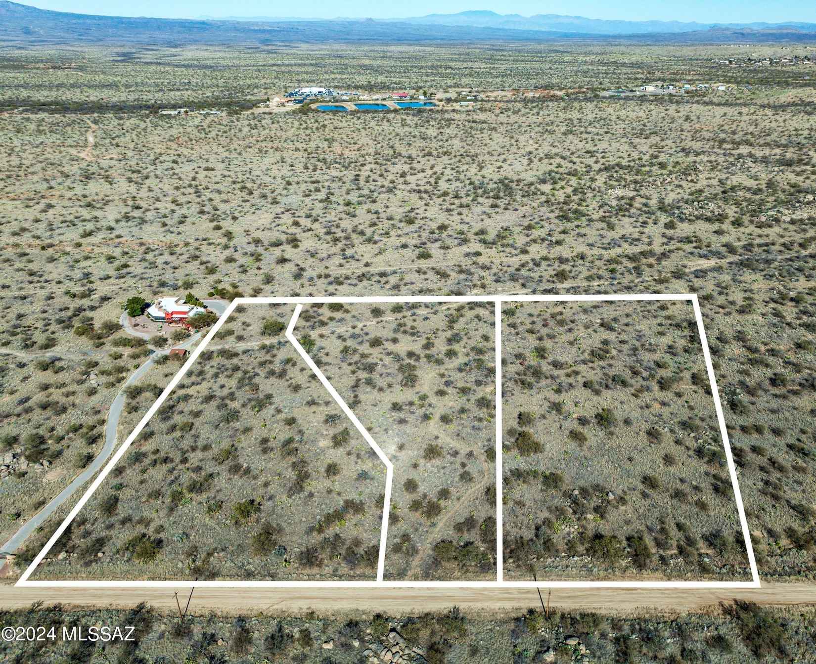 3 3 AC W Linda Vis Rd  