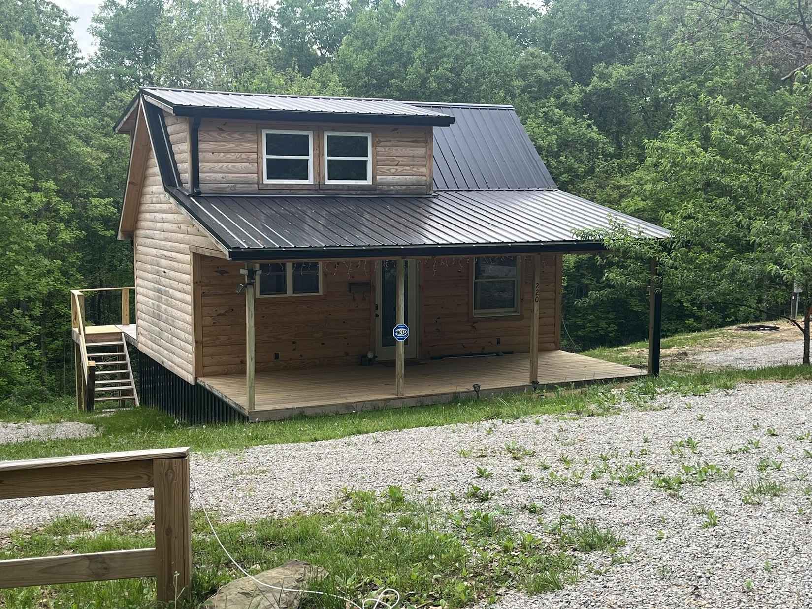 220 Mount Hope Rd  