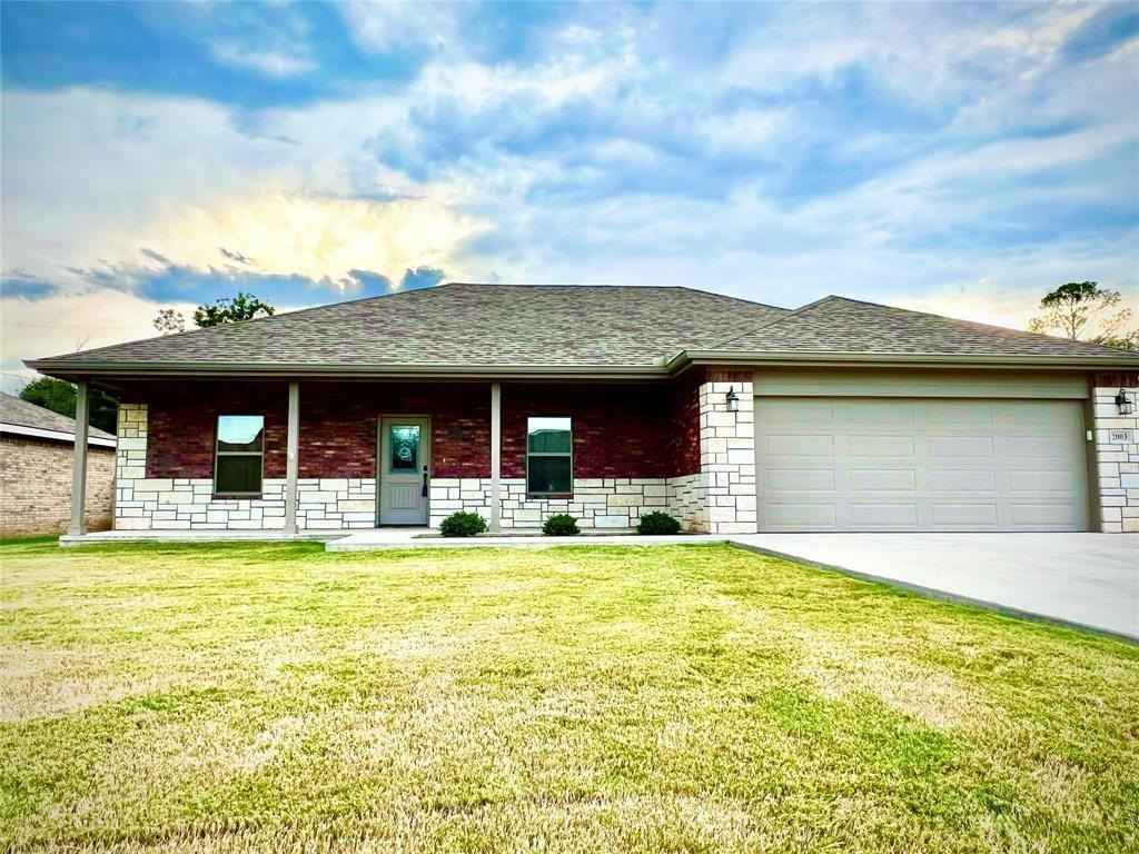 2003 Brooke Ln  