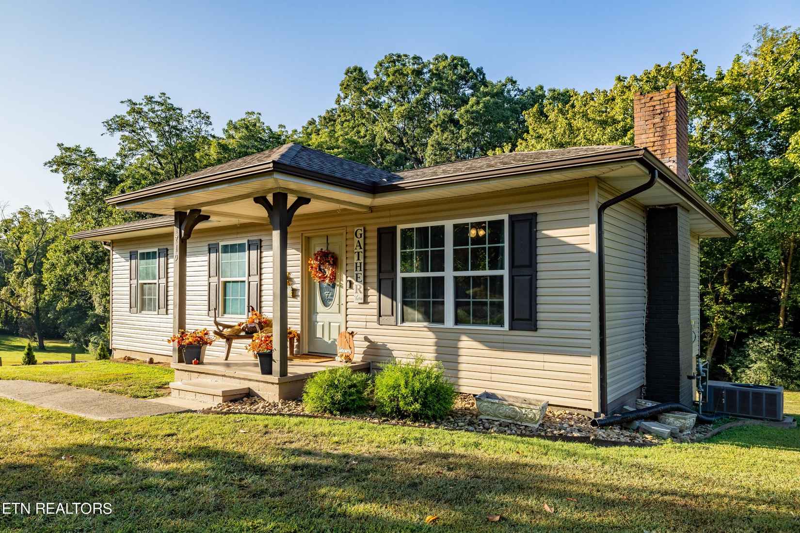 1719 Middlesettlements Rd  