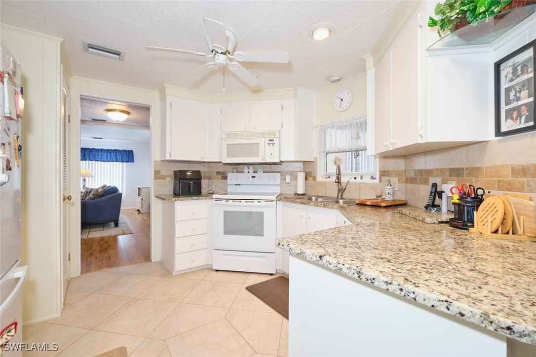 399 Snead Dr  