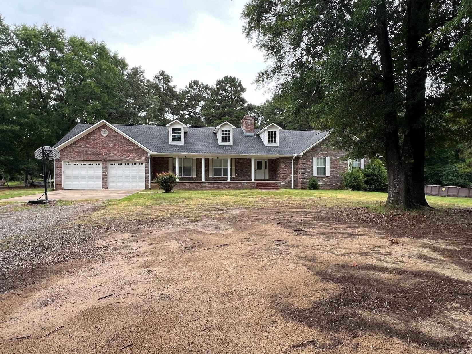 159 Arrowhead Dr  