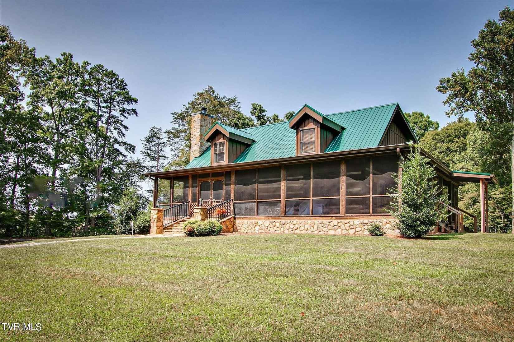 1042 Old Hwy 66  