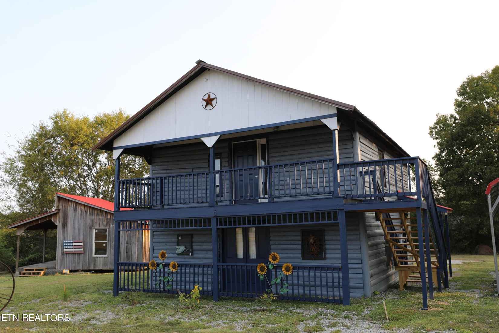 115 Tpke Rd  