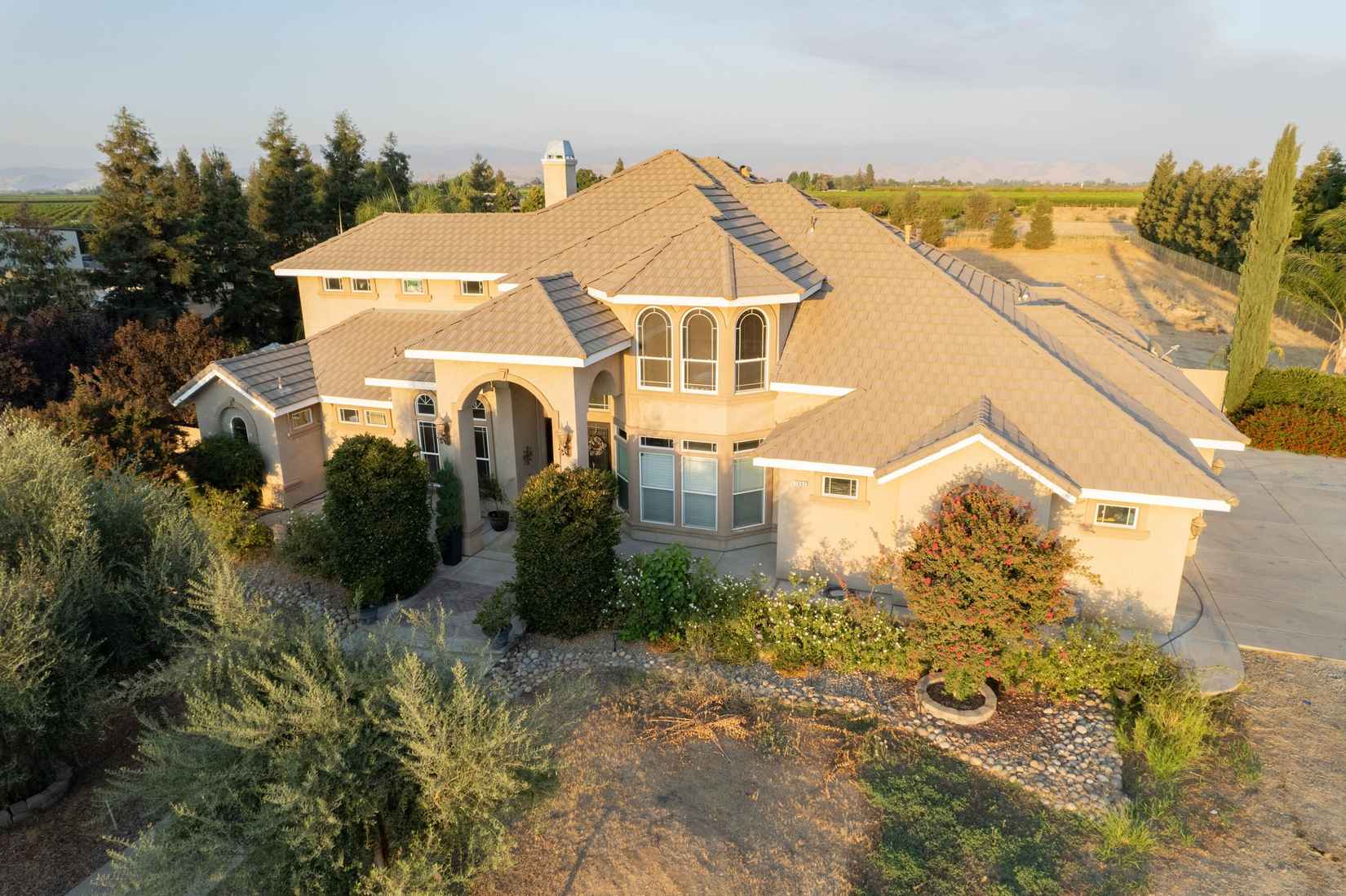 7092 S Frankwood Ave  